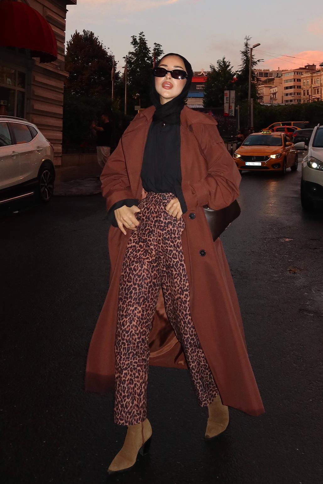 INFLUENCER