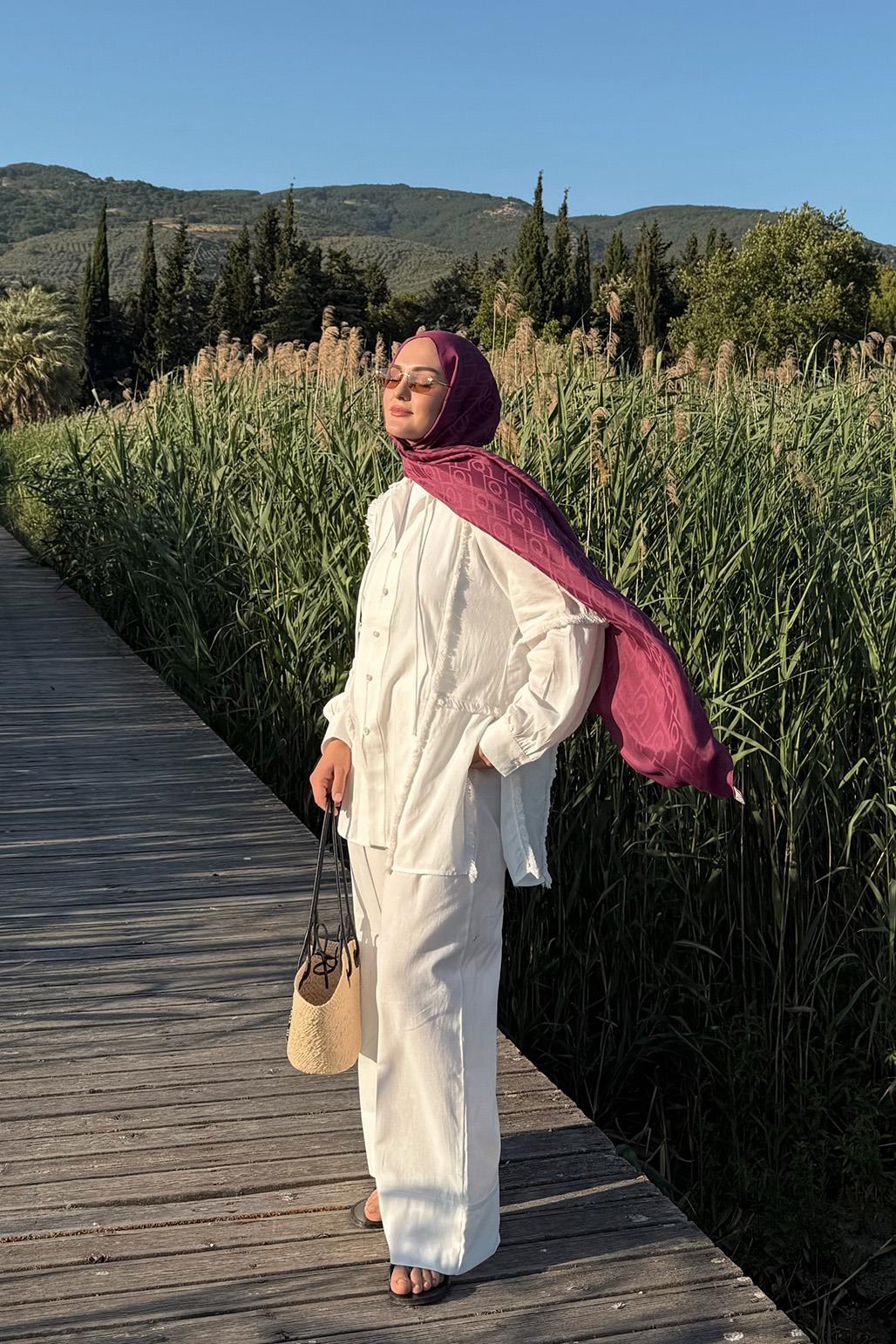 INFLUENCER