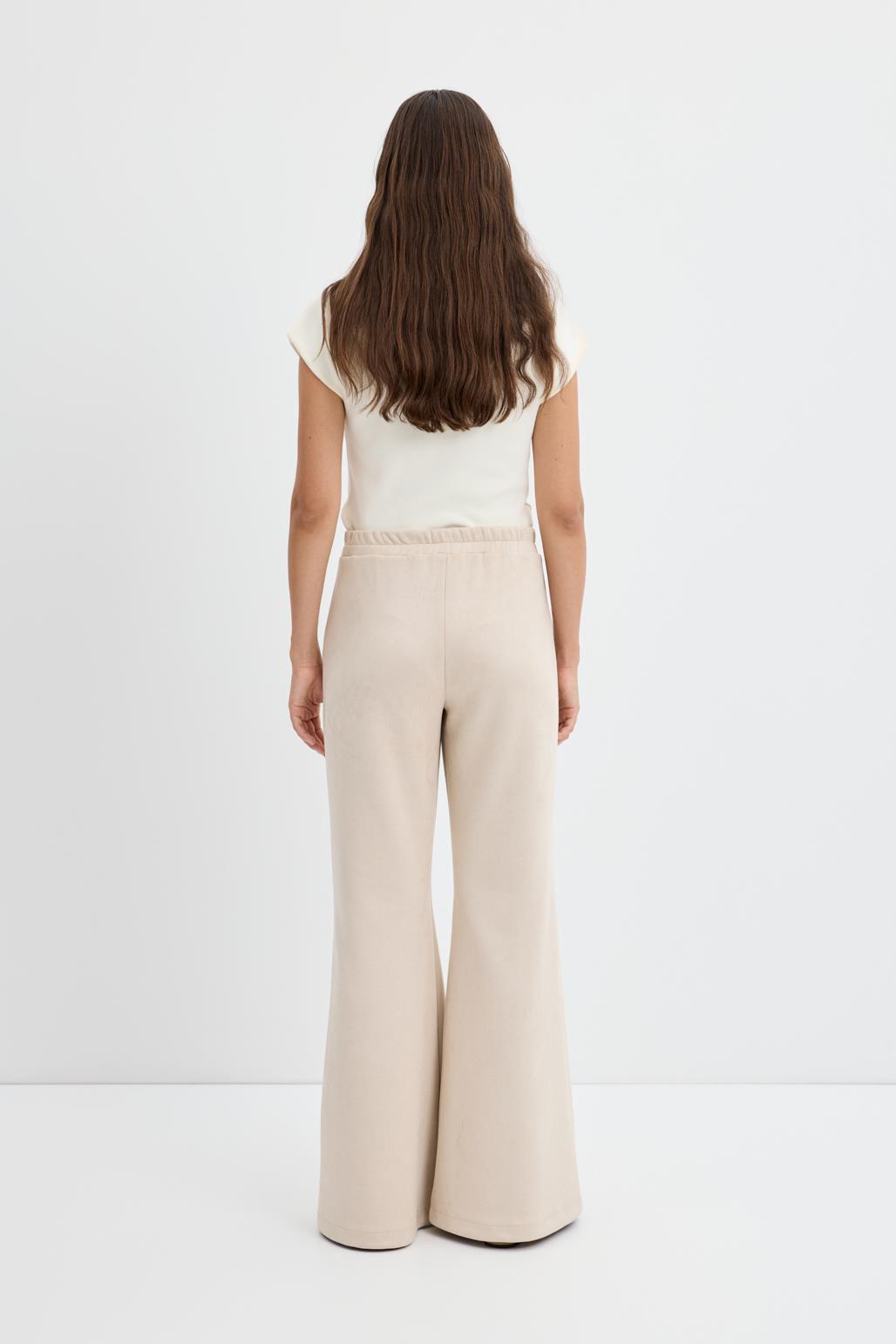 Fit Kesim Nervür Dikişli Süet Pantolon Bej