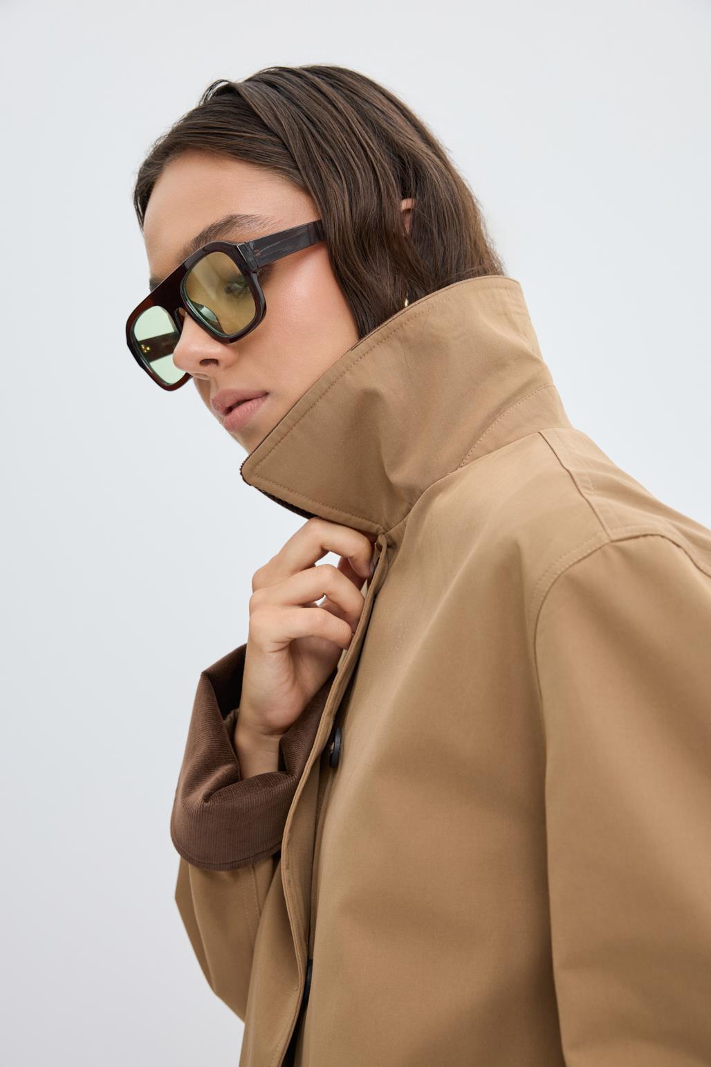 Kontrast Yakalı Cepli Gabardin Ceket Camel