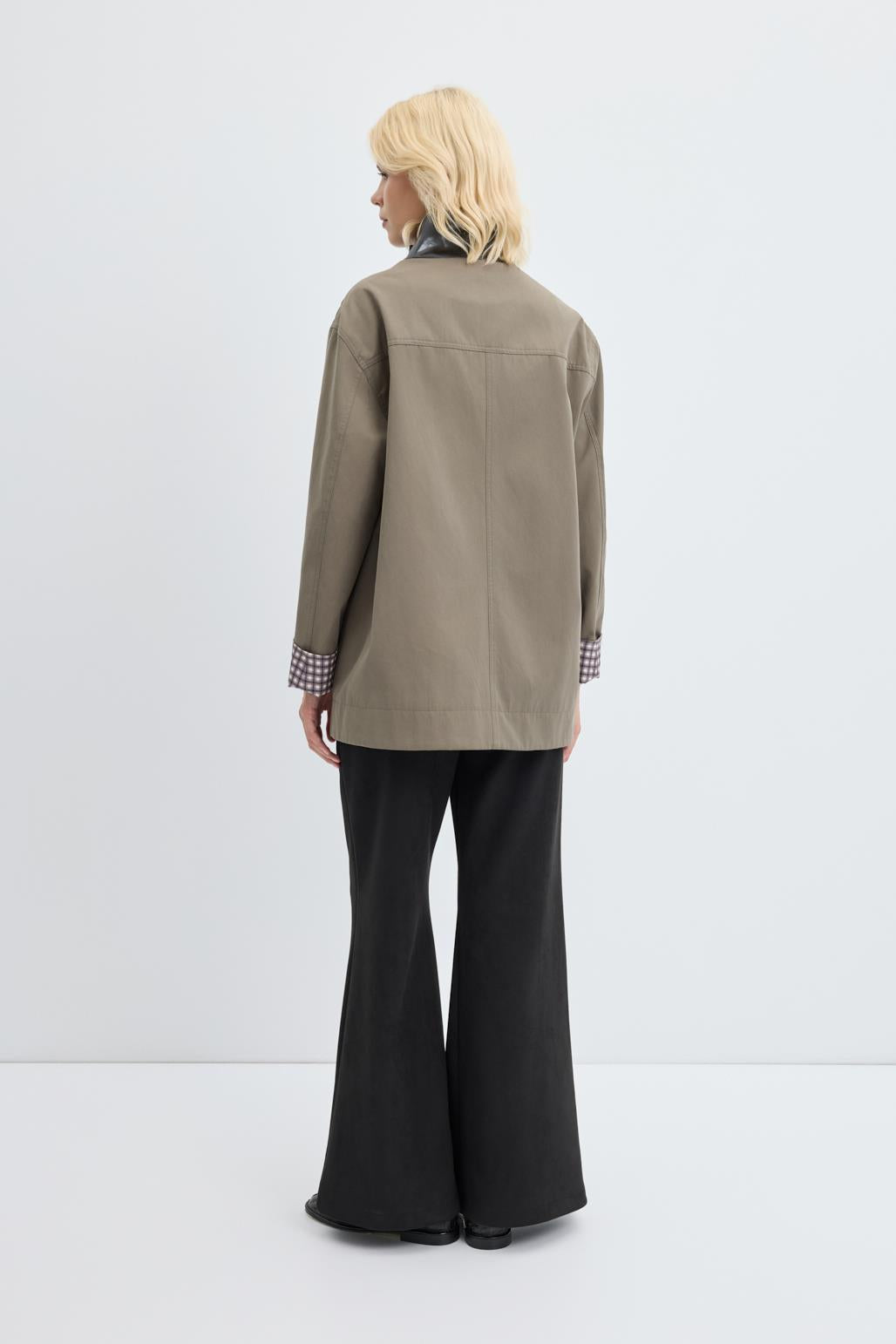 Kontrast Yakalı Ekose Astarlı Ceket Haki