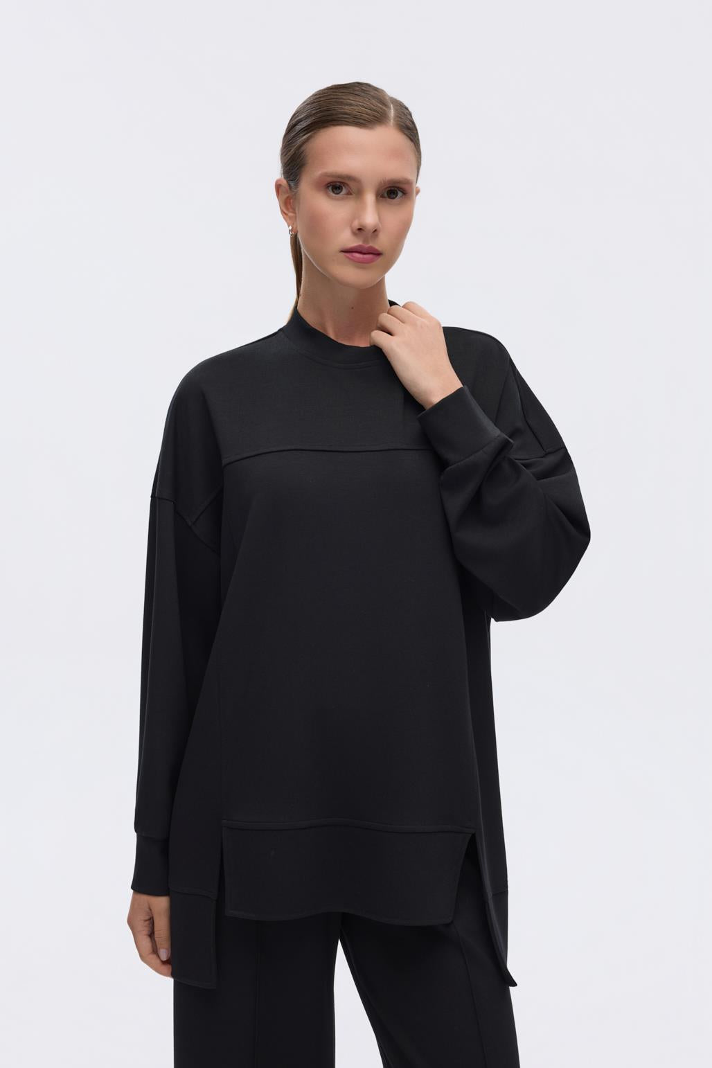 Modal Örme Asimetrik Kesim Sweatshirt Siyah