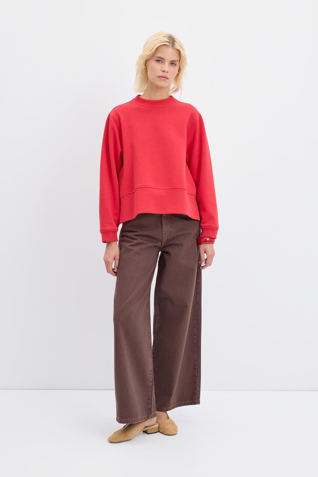 Oversize Yandan Yırtmaçlı Kısa Sweatshirt Kırmızı