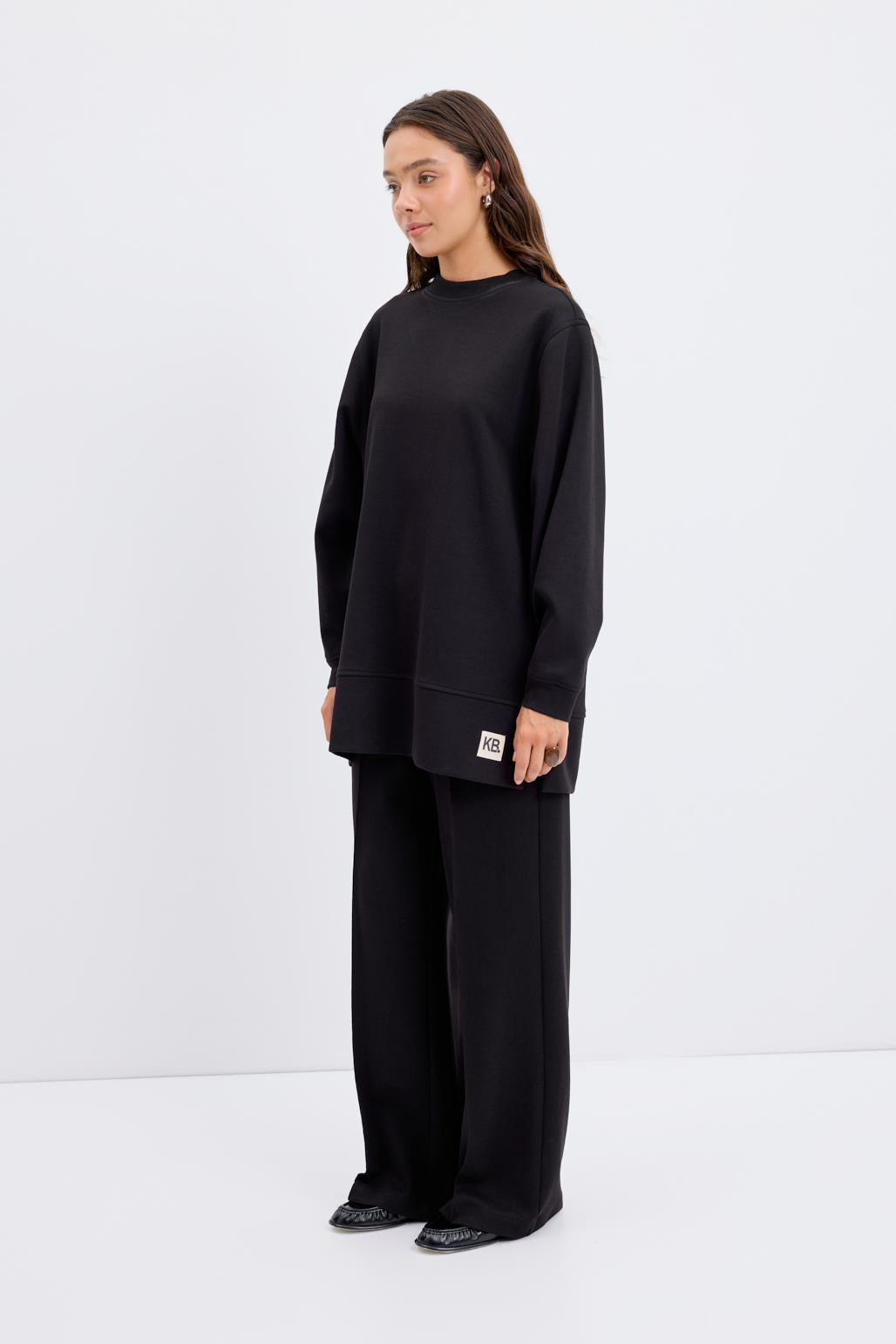 Oversize Yandan Yırtmaçlı Sweatshirt Siyah