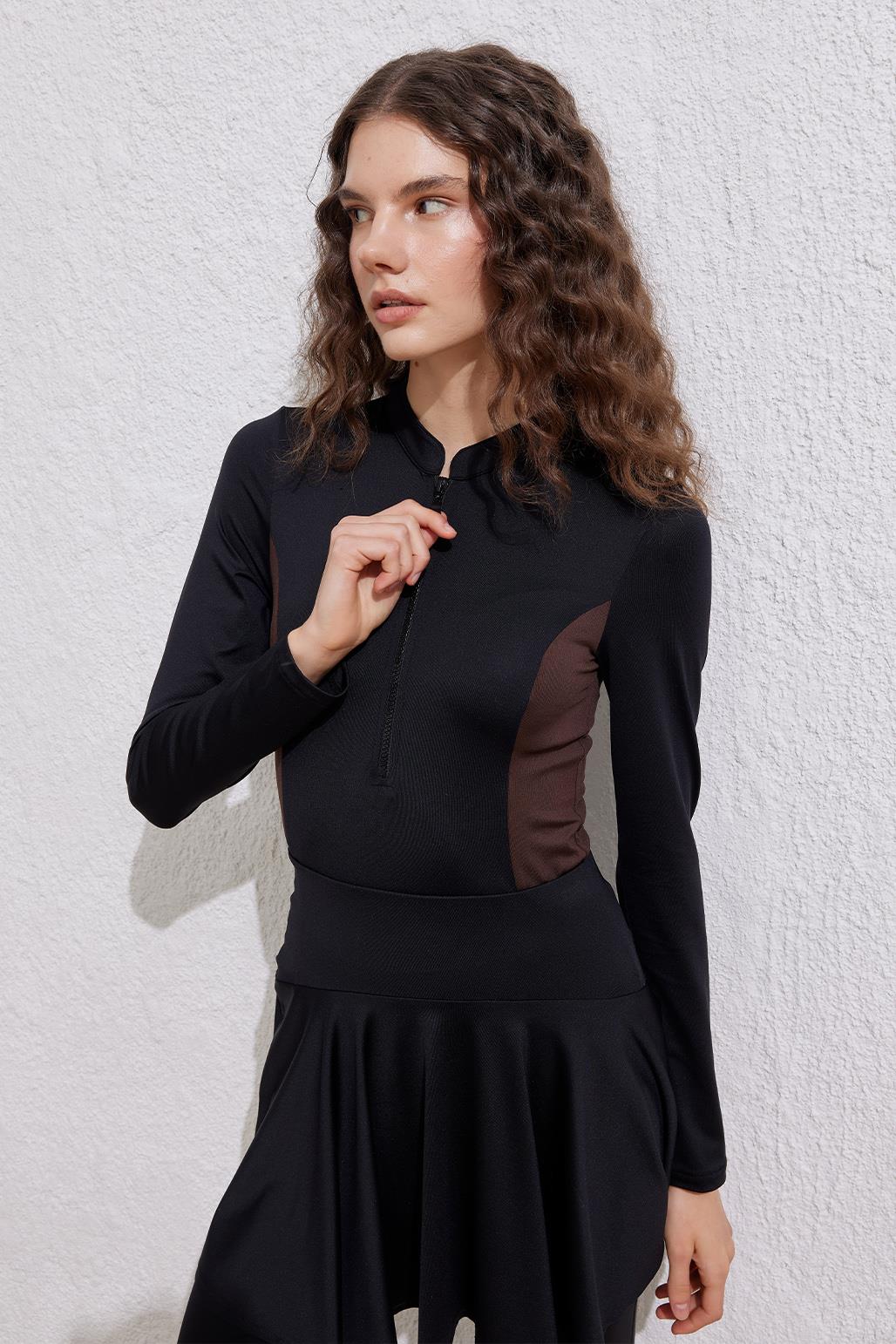 Renk Bloklu Uzun Kollu Yüzücü Mayo Siyah