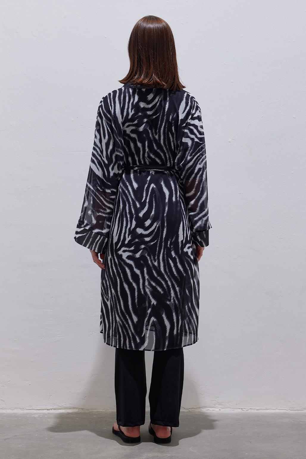 Tesettür Bağlamalı Pareo Abaya Zebra