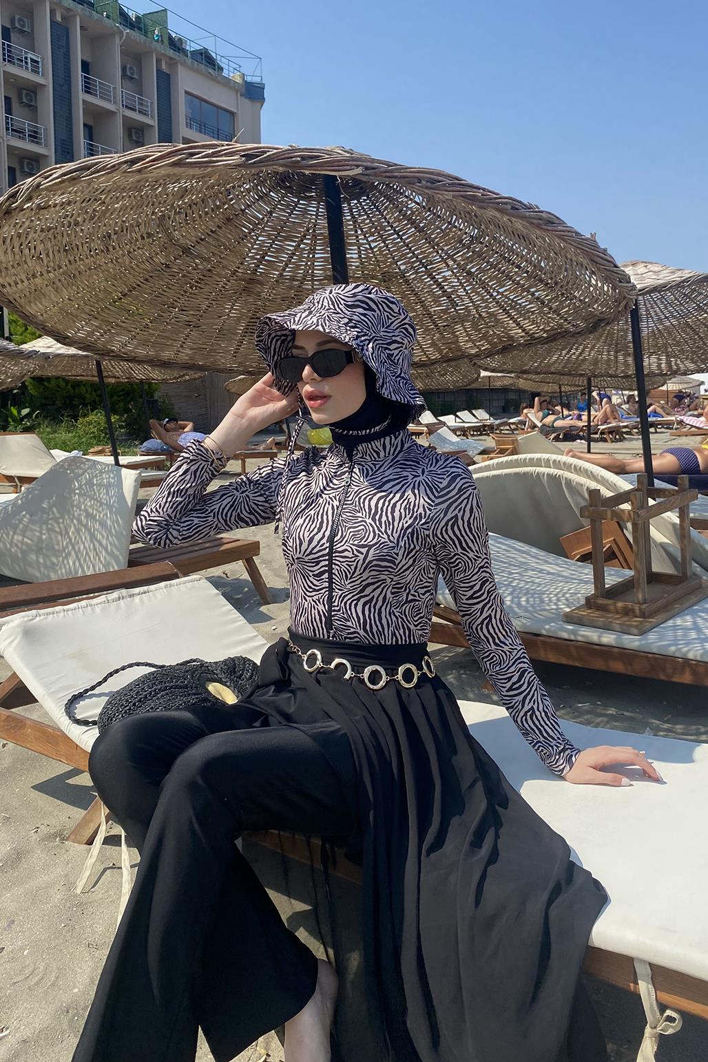 INFLUENCER