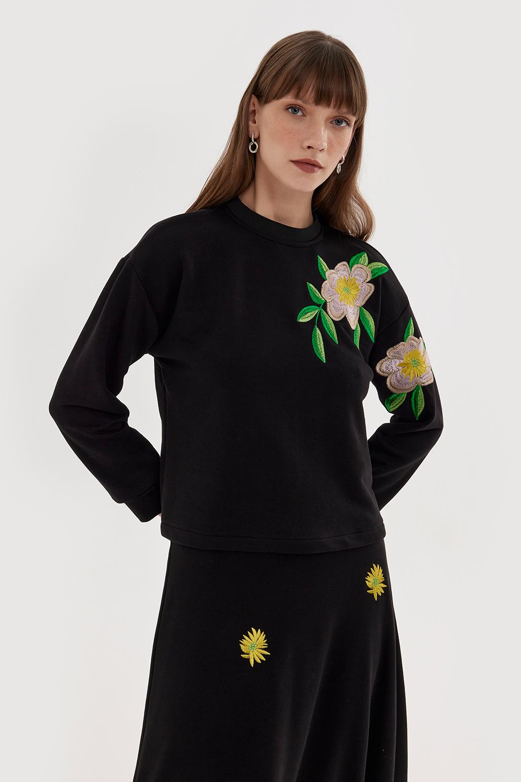 Çiçek Nakışlı Hoodie Çan Etek Takım Siyah