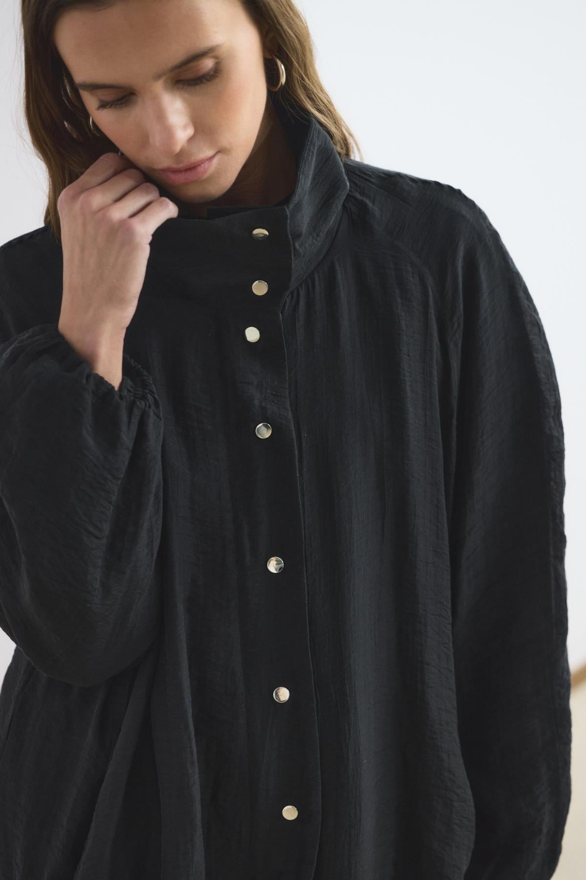 Dik Yaka Büzgülü Bomber Ceket Siyah