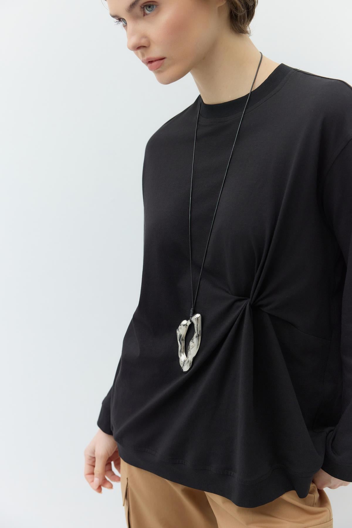 Düğüm Detaylı T-Shirt Siyah