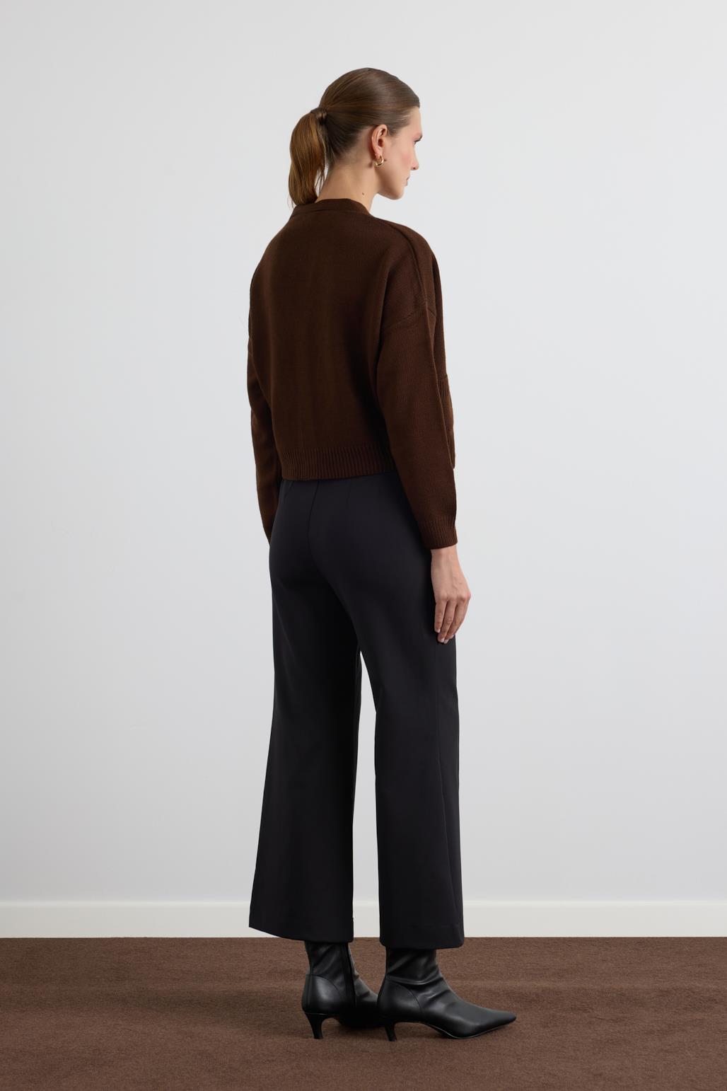 Gold Düğmeli Triko Hırka Kahve