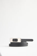 Gümüş Dikdörtgen Tokalı Kemer Siyah