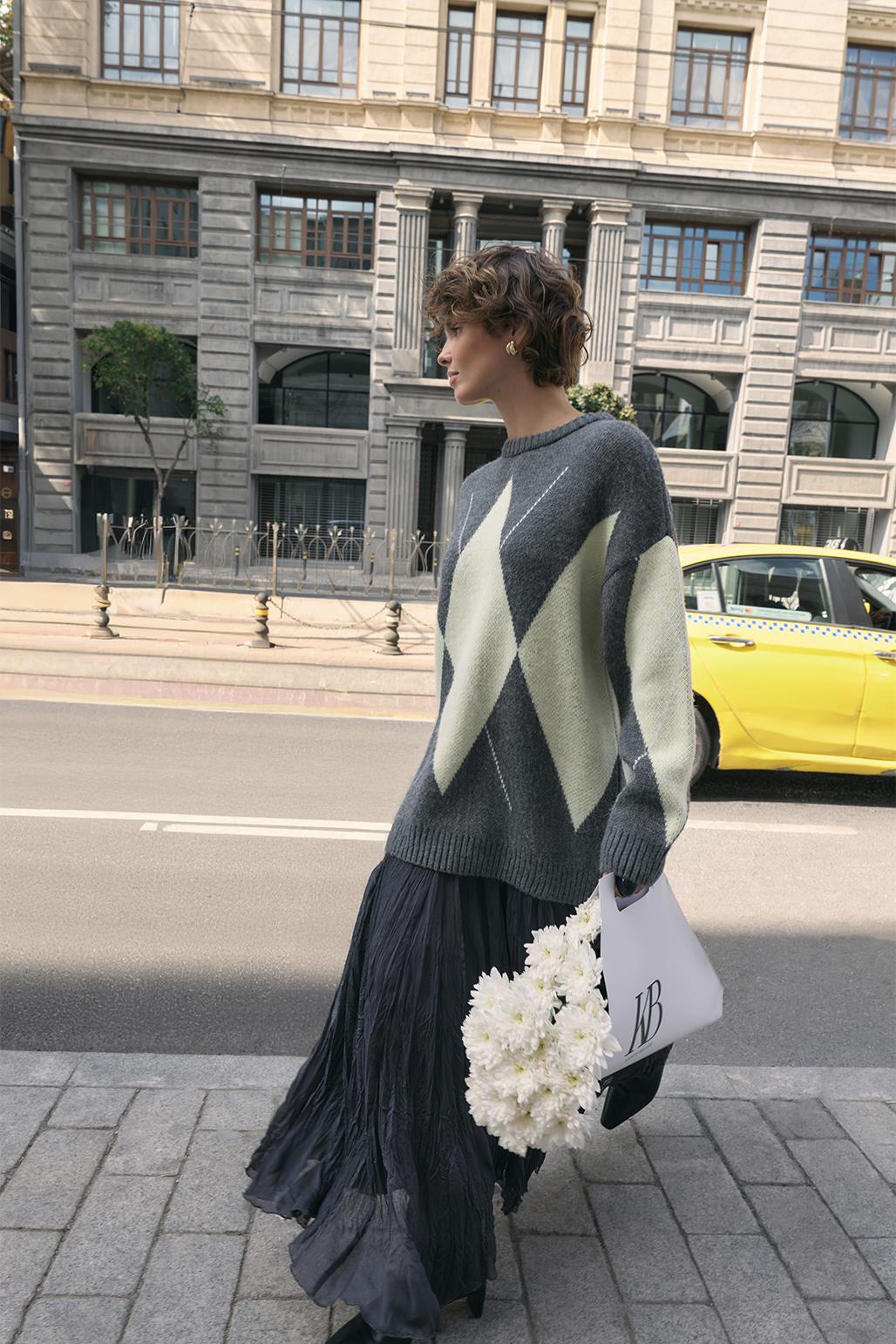 Kırışık Görünümlü Uzun Kloş Etek Antrasit