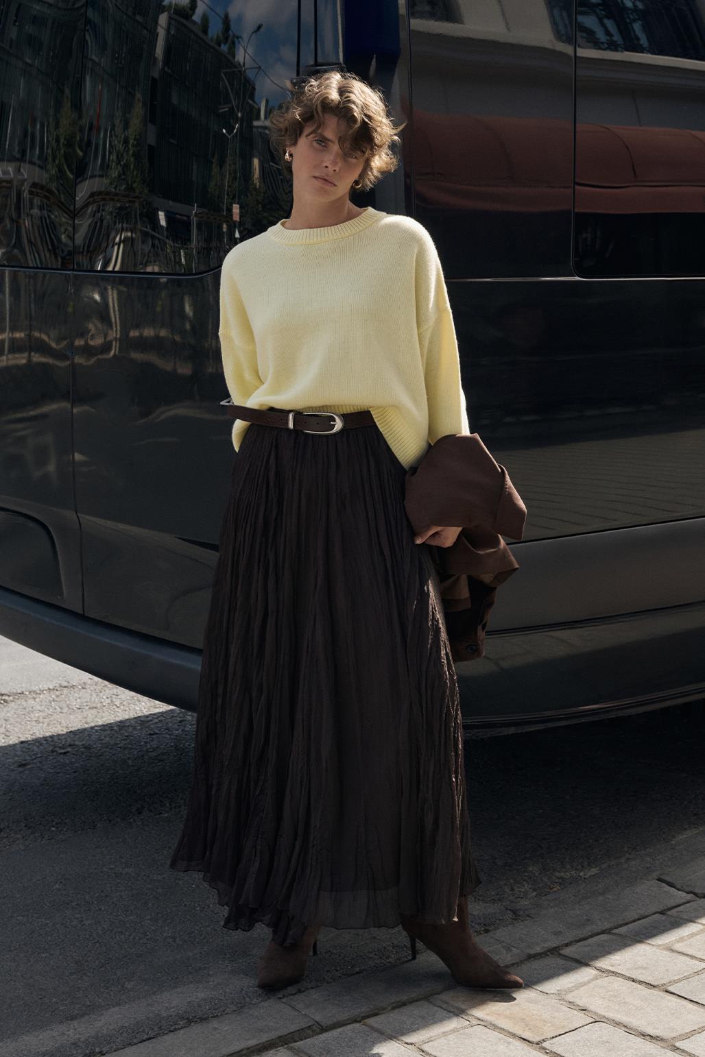 Kırışık Görünümlü Uzun Kloş Etek Kahve