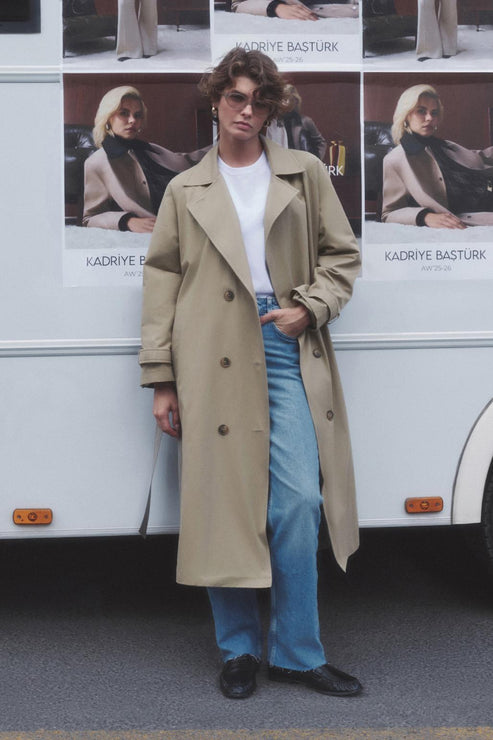 Trençkot Nasıl Kombinlenir