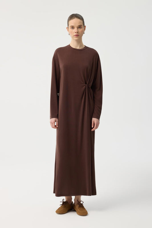 Modal Cupra Asimetrik Düğüm Detaylı Elbise Kahverengi