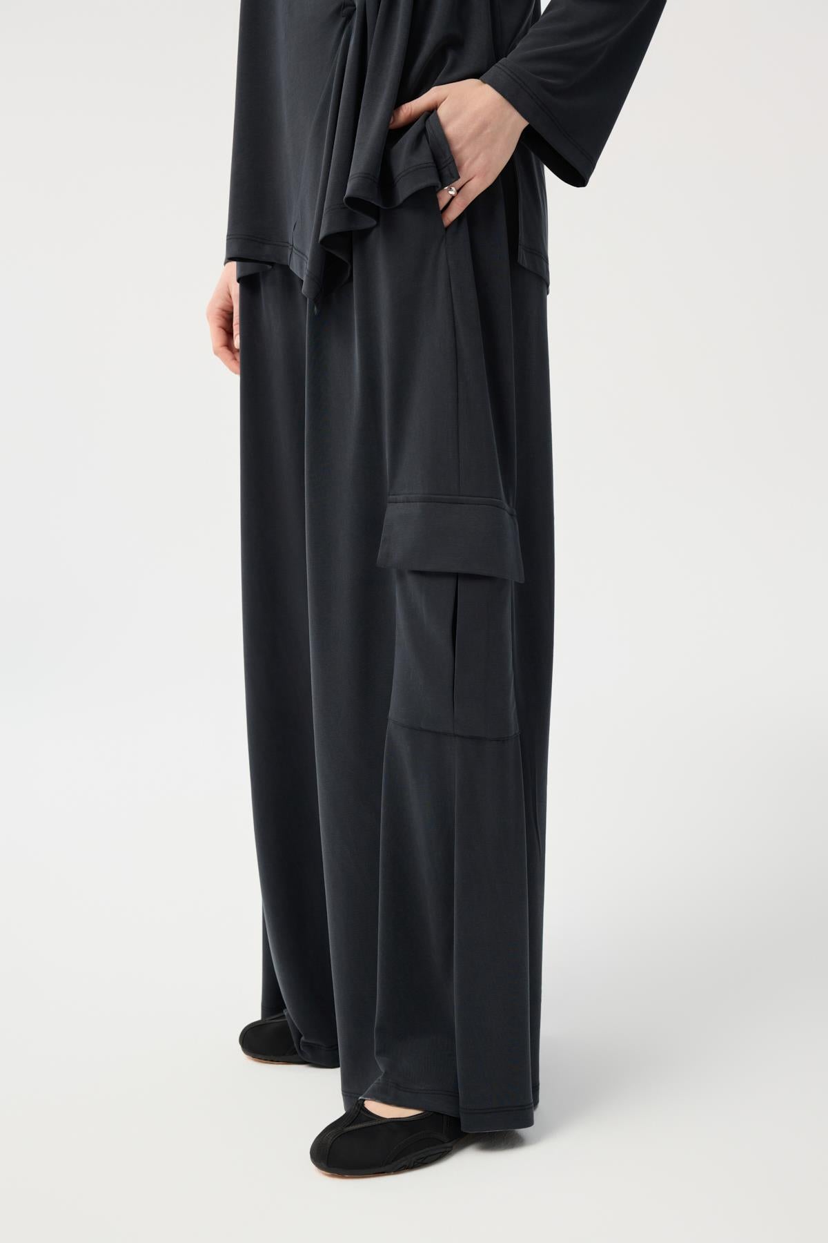 Modal Cupra Kargo Cepli Takım Siyah