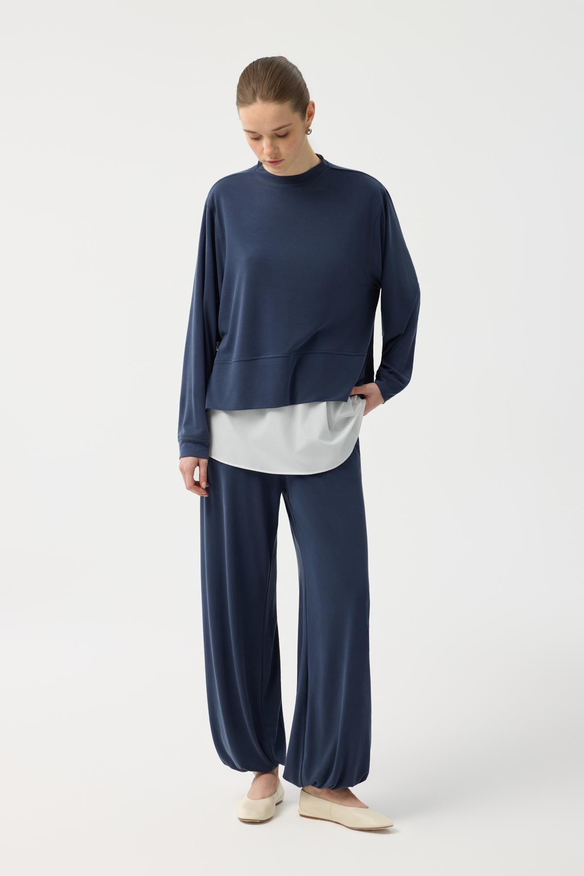 Modal Cupra Yırtmaçlı Kısa Sweatshirt Lacivert