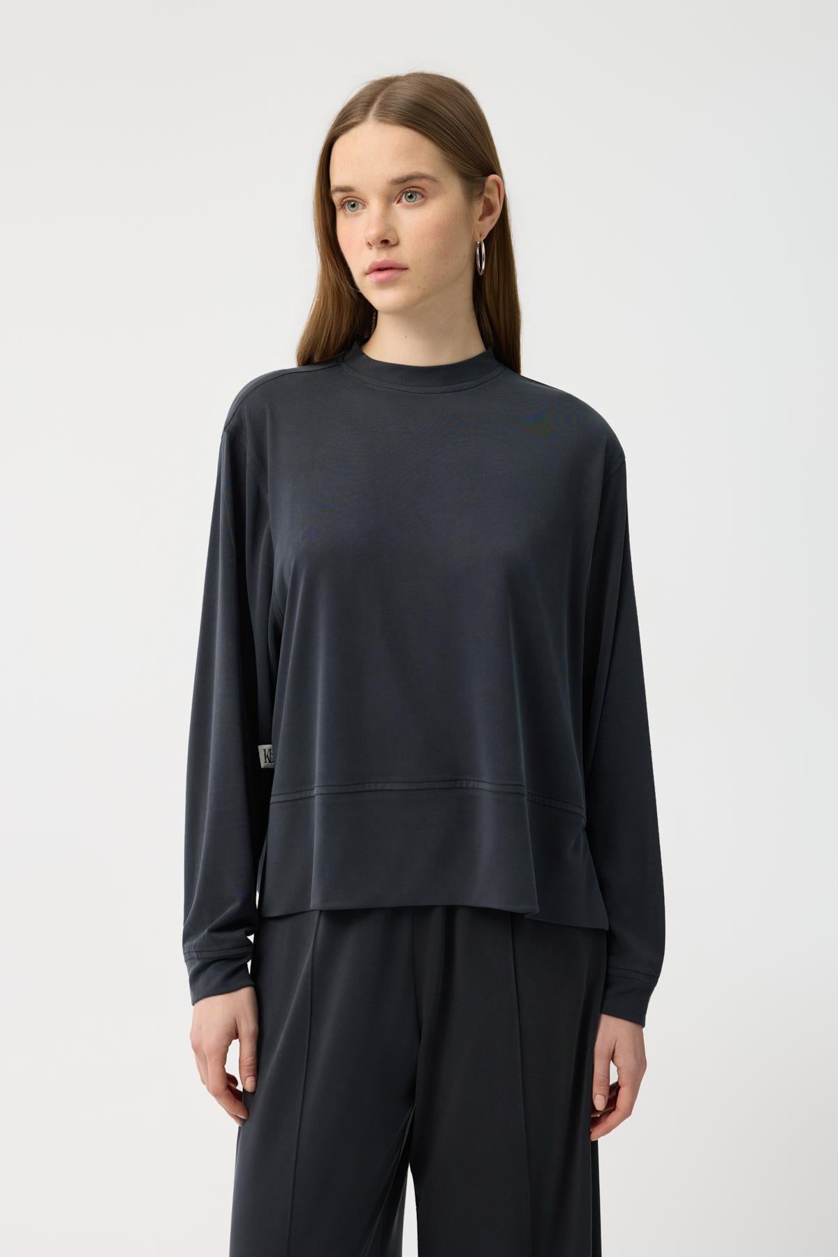 Modal Cupra Yırtmaçlı Kısa Sweatshirt Siyah