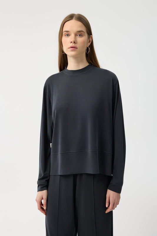 Modal Cupra Yırtmaçlı Kısa Sweatshirt Siyah