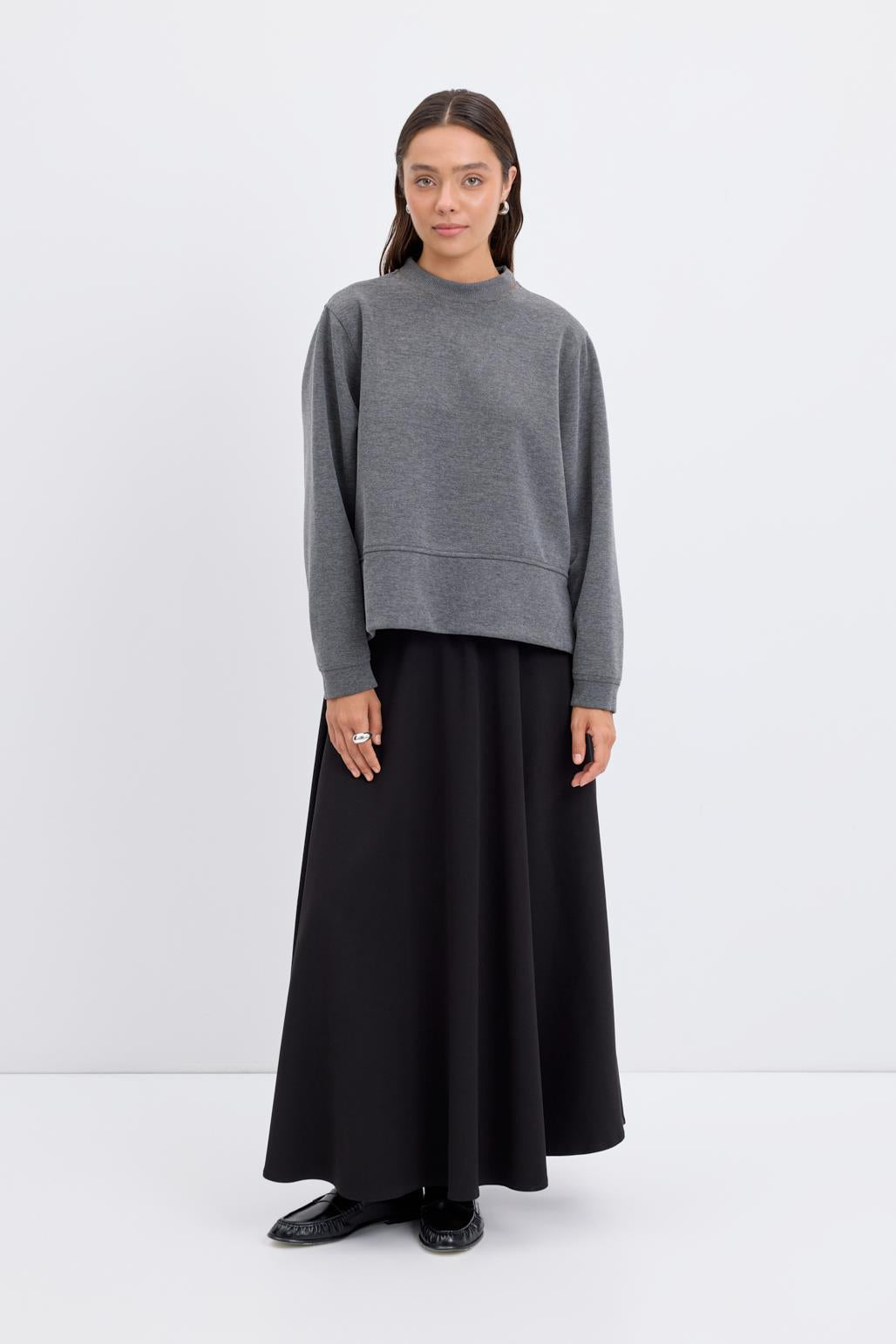 Oversize Yandan Yırtmaçlı Kısa Sweatshirt Antrasit Gri