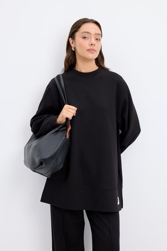 Oversize Yandan Yırtmaçlı Sweatshirt Siyah