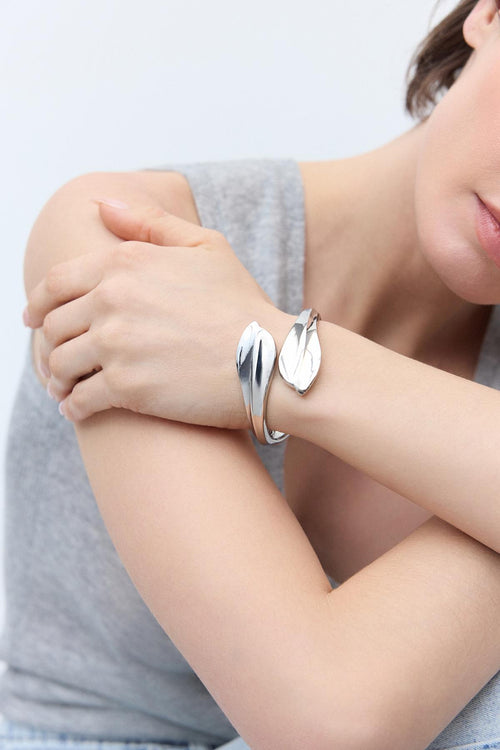 Sarmal Model Kelepçe Bileklik Gümüş