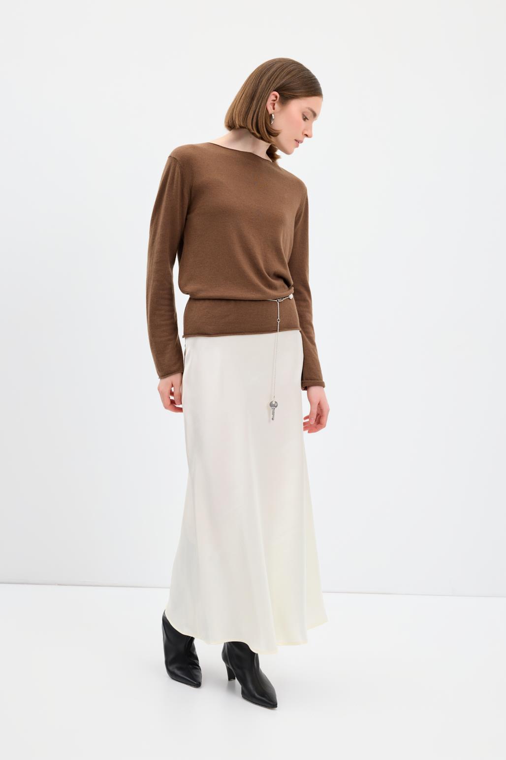 Uzun Kalem Saten Etek Ekru