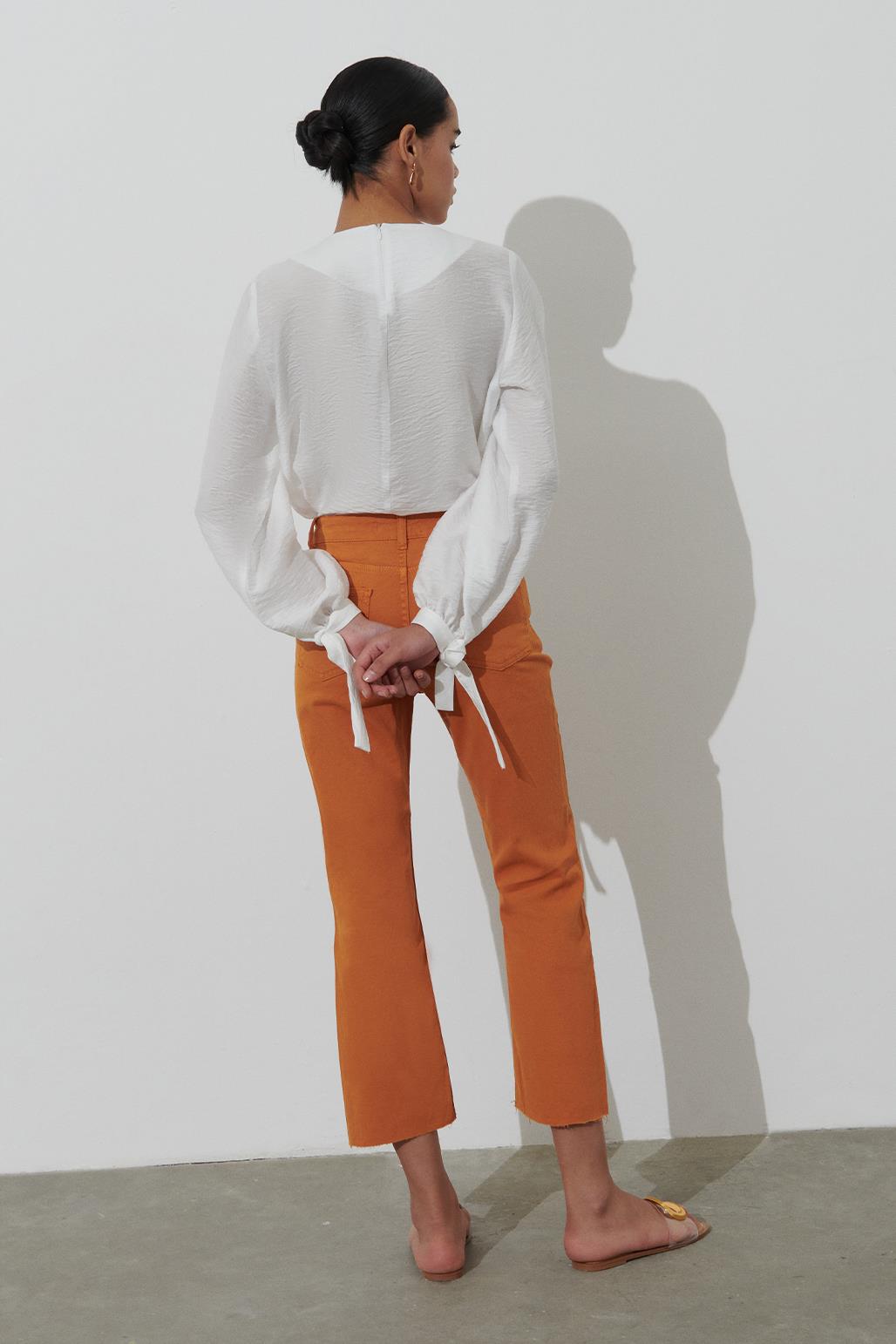 Wide Flare Jean Kiremit